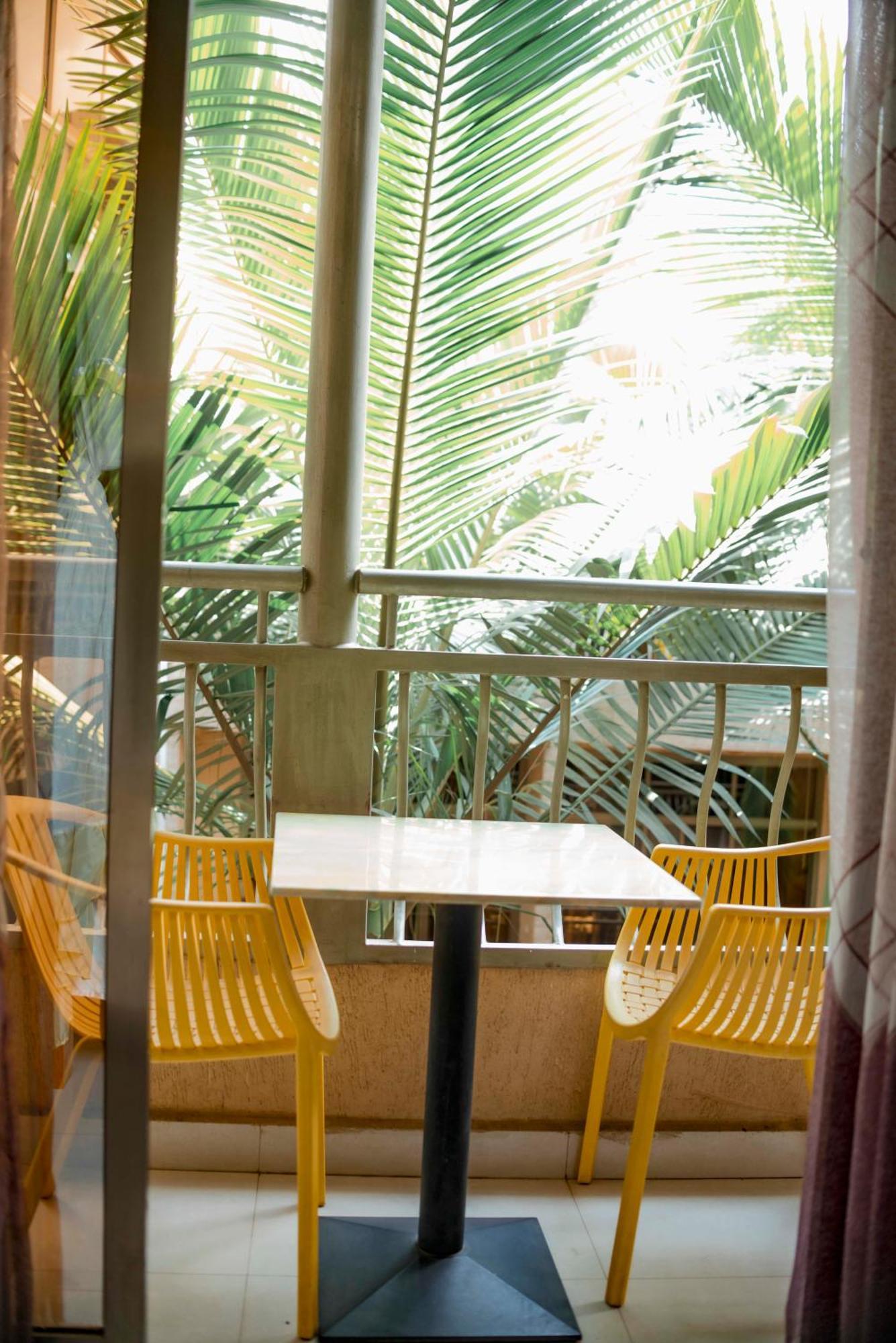 Tigers'S Apartment Hotel ブジュンブラ エクステリア 写真